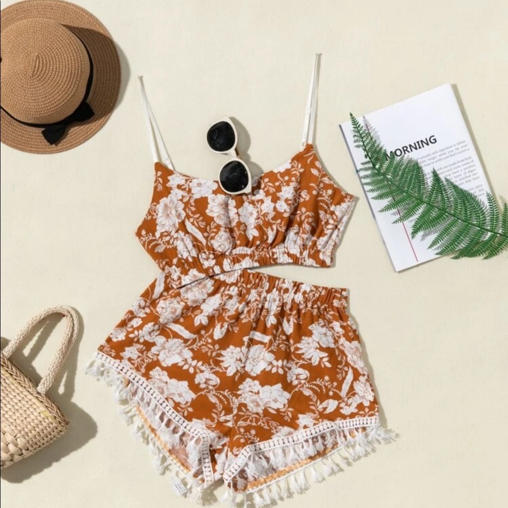 Floral/Hawaiian Print Set